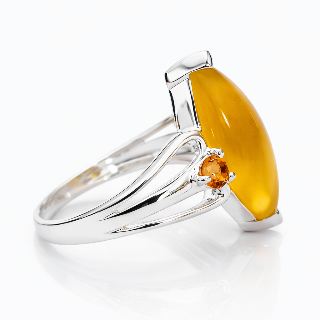 Zilveren ring met honingopaal