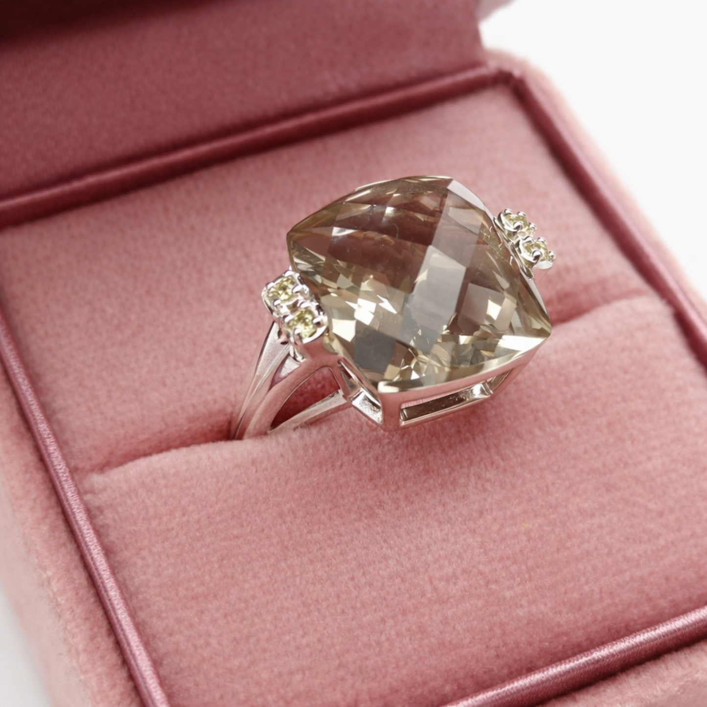 Mint Green Quartz Silver Ring